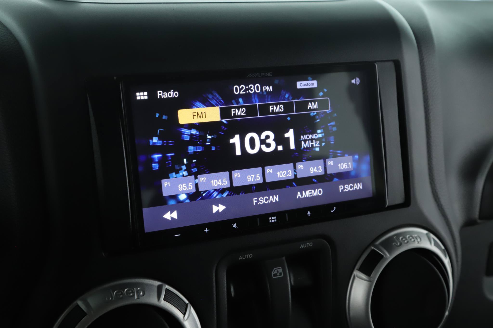 Used 2013 Jeep Wrangler Sahara w/ Dual Top Group AWD/4WD image 10