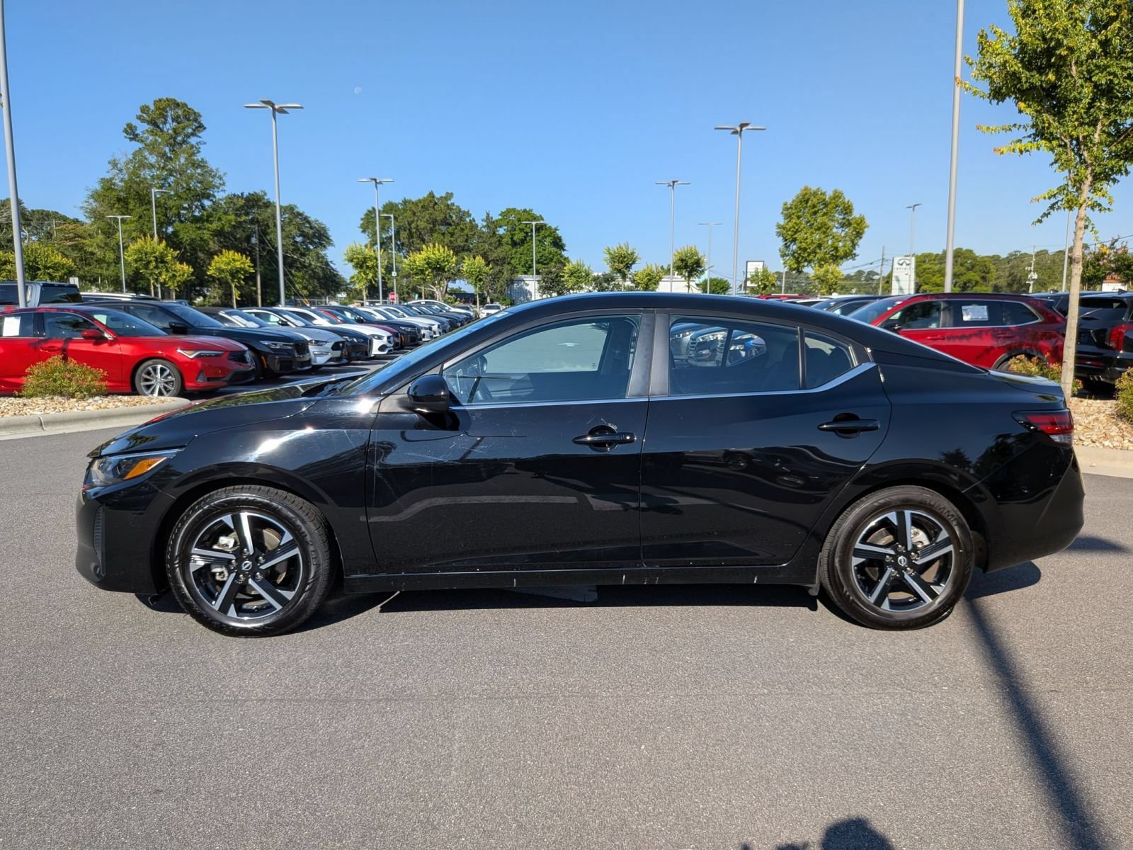 Used 2024 Nissan Sentra SV FWD image 6