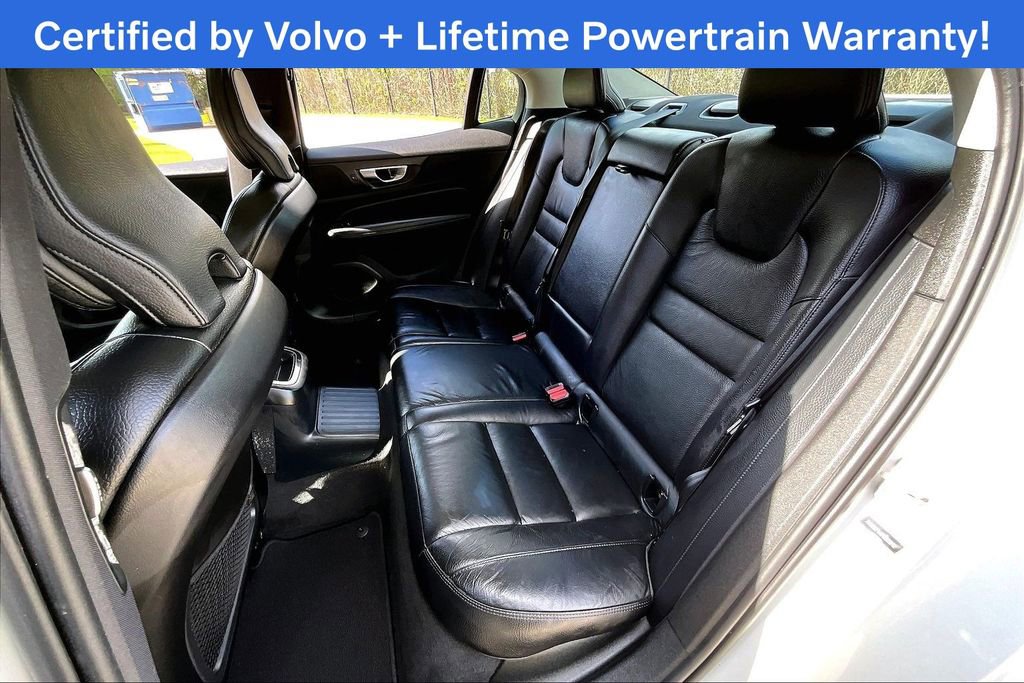 Used 2023 Volvo S60 T8 Plus image 34