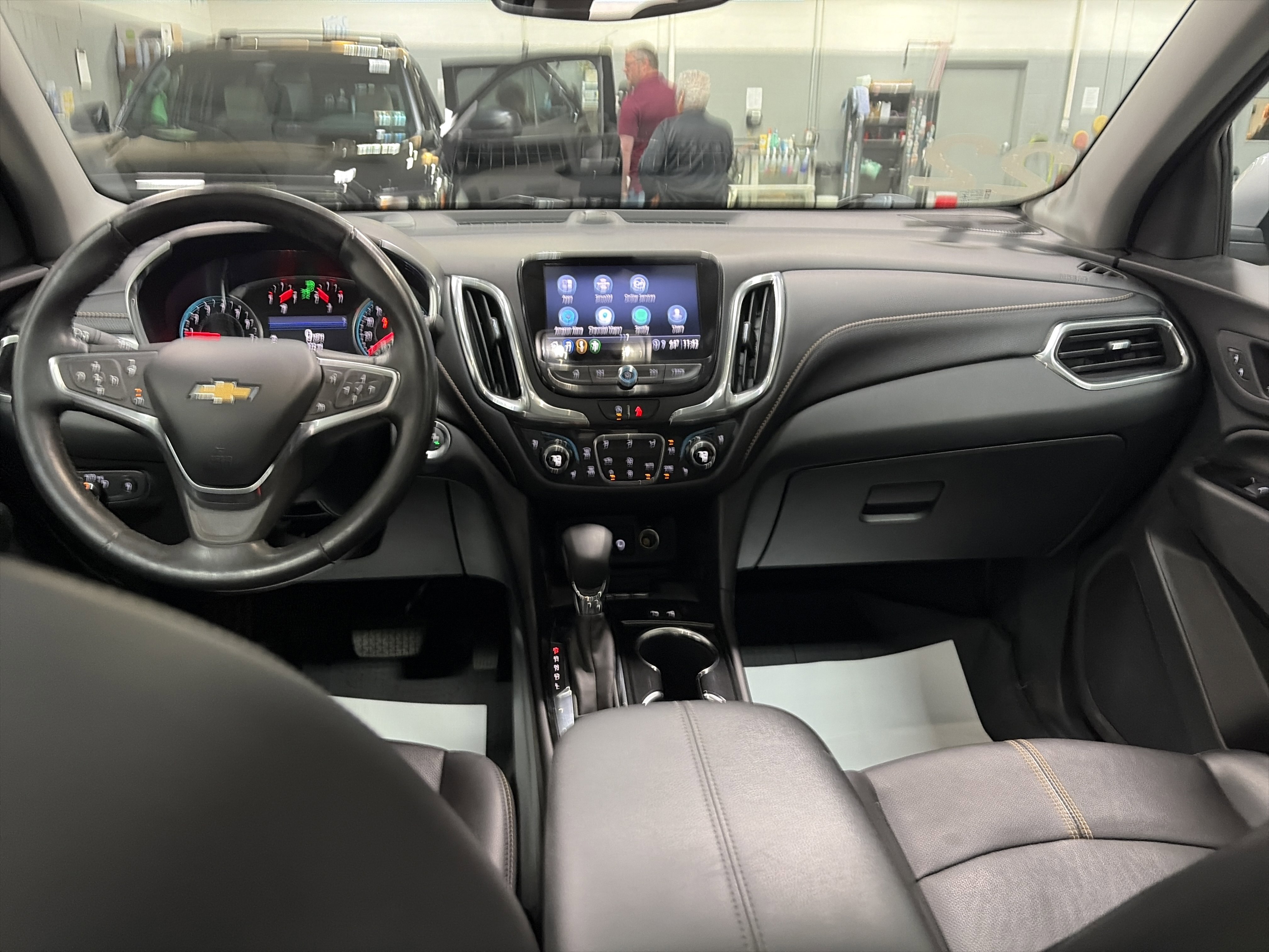 Used 2022 Chevrolet Equinox Premier AWD/4WD image 28
