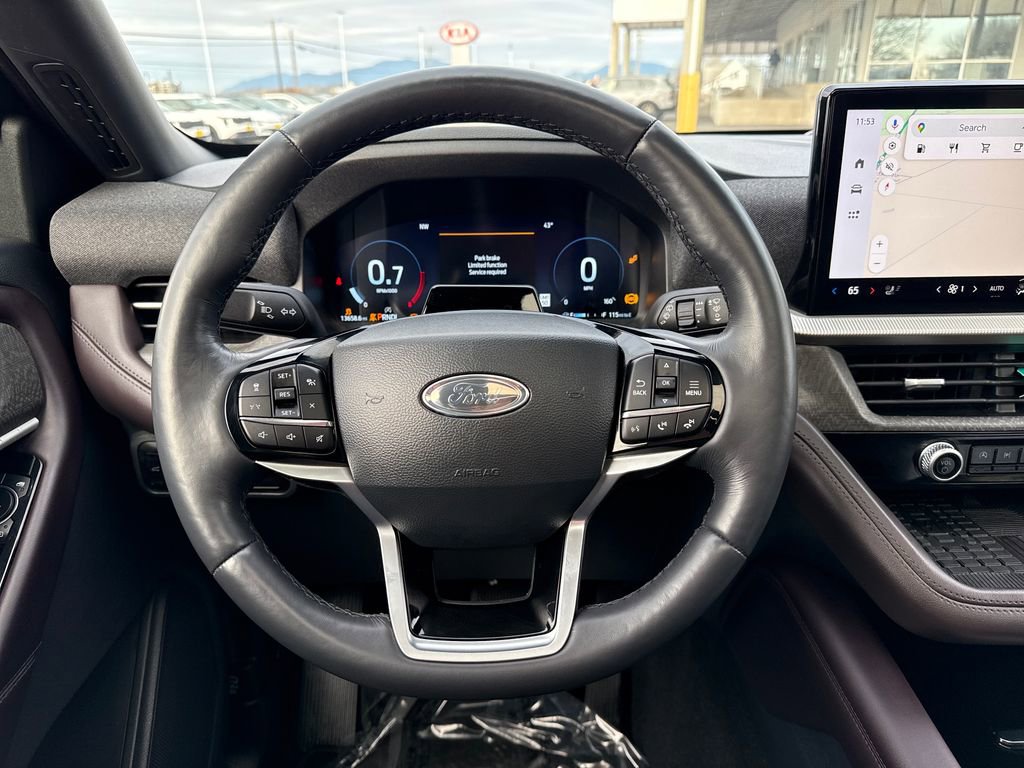 Used 2025 Ford Explorer Platinum w/ LUX Leather Package image 30