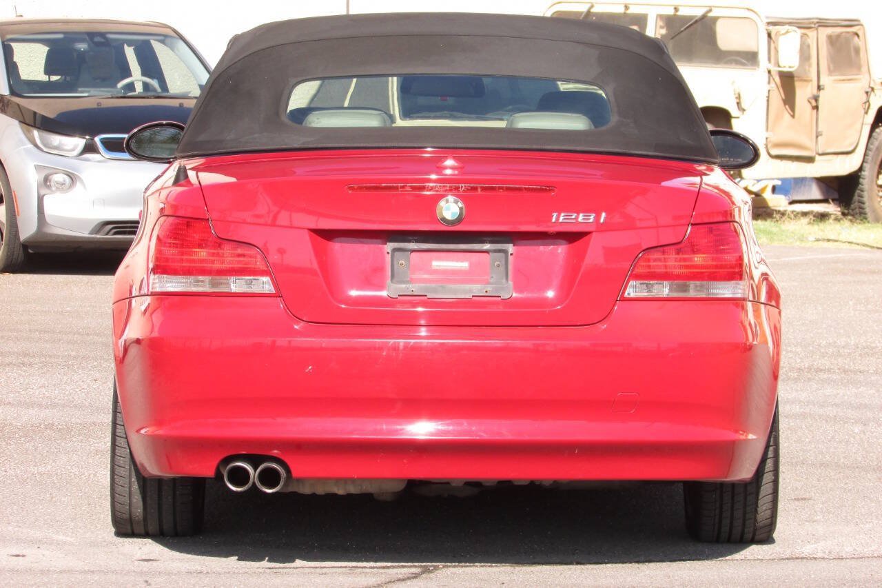 Used 2008 BMW 128i Convertible RWD image 14