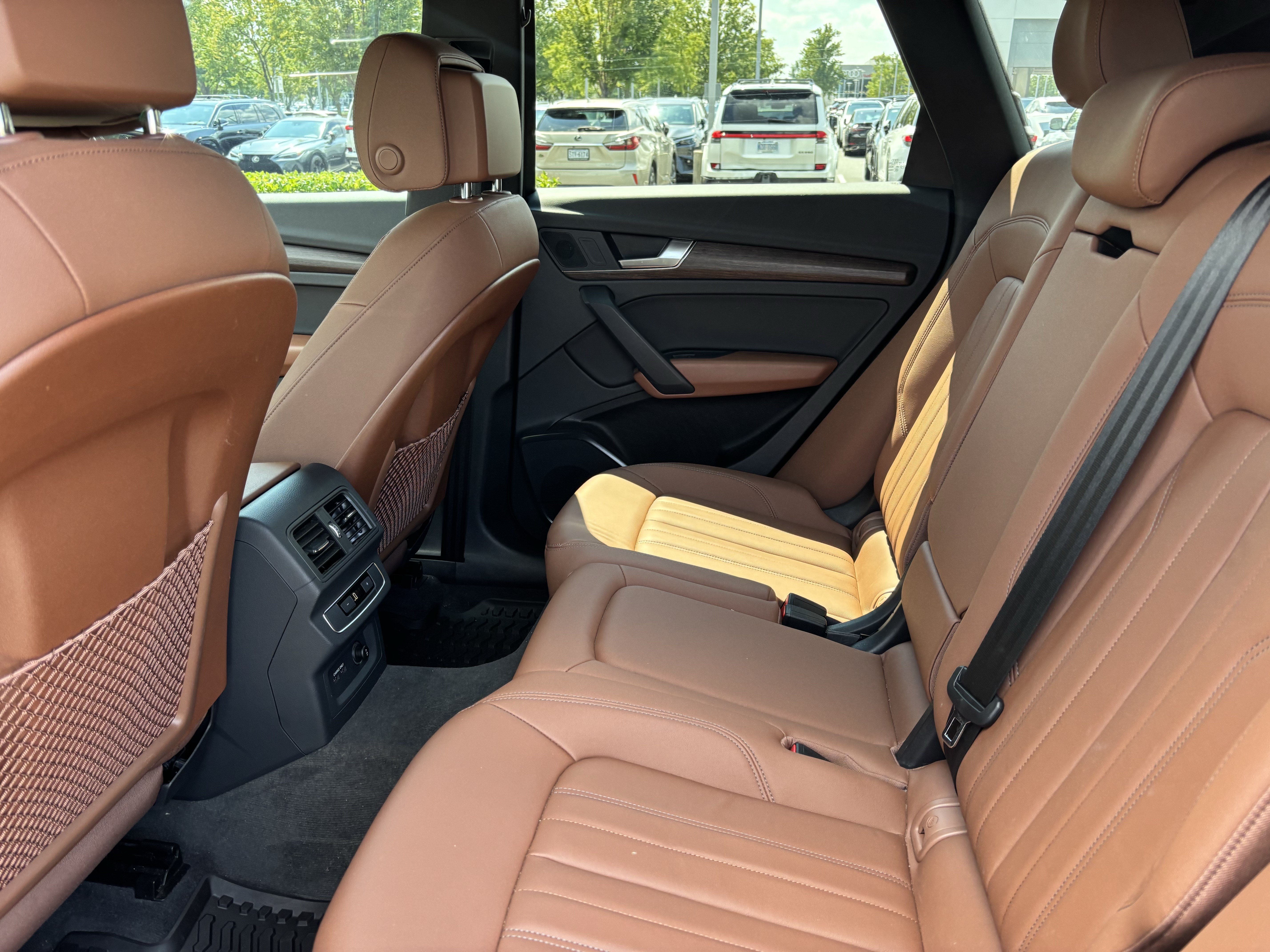 Used 2023 Audi Q5 2.0T Premium w/ Convenience Package AWD/4WD image 19