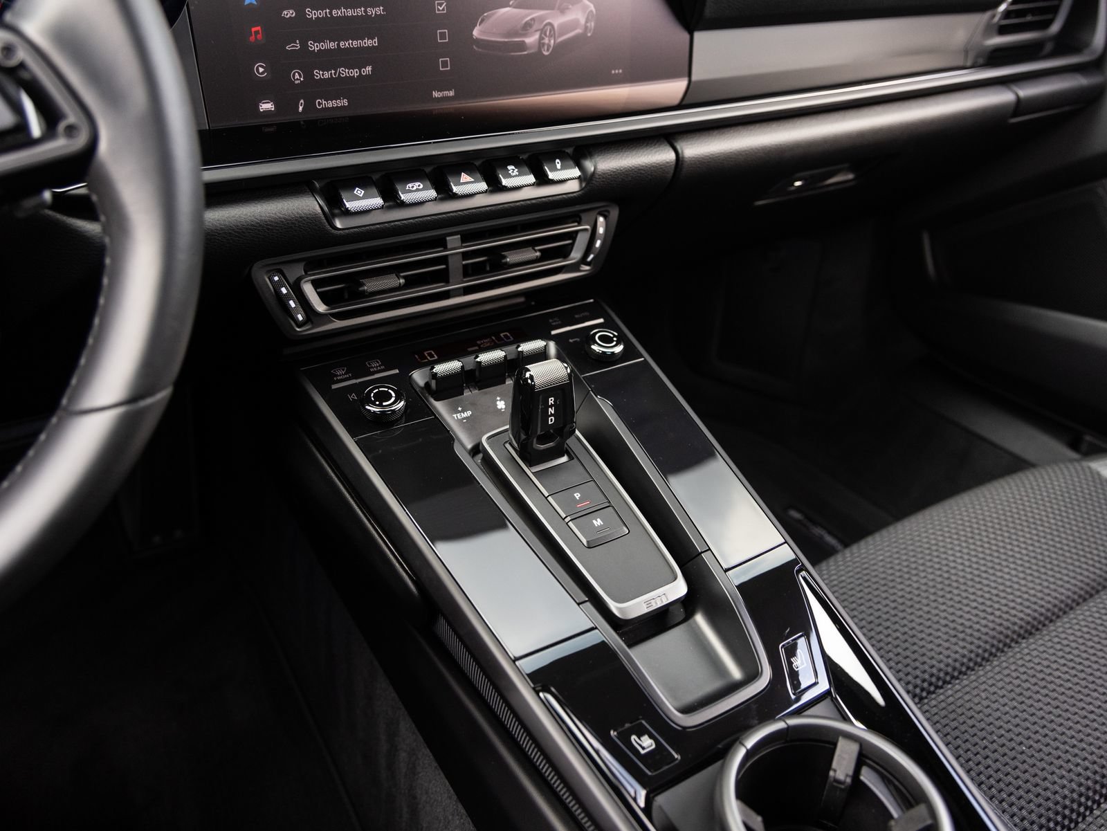 Certified 2024 Porsche 911 Carrera T RWD image 18