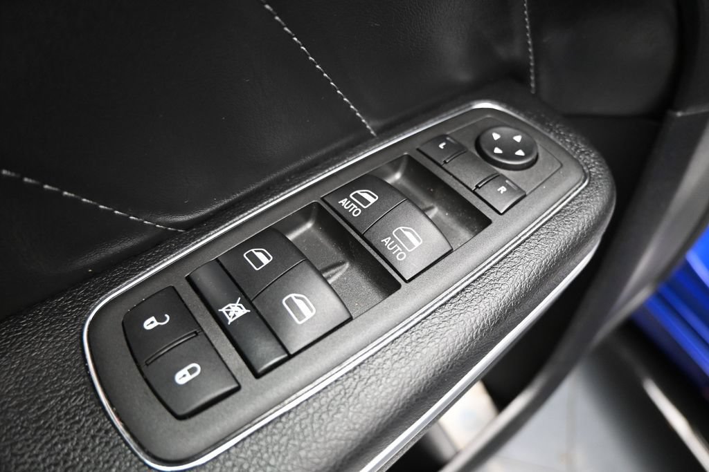 Used 2022 Dodge Charger Scat Pack RWD image 11