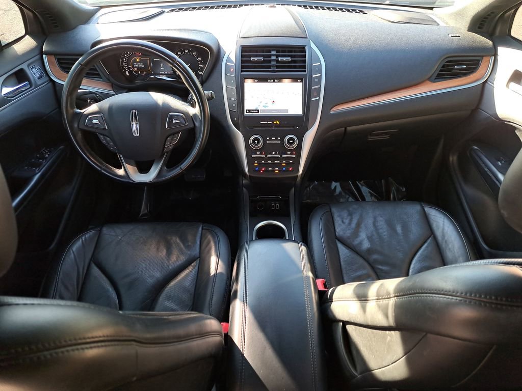 Used 2017 Lincoln MKC Reserve image 11