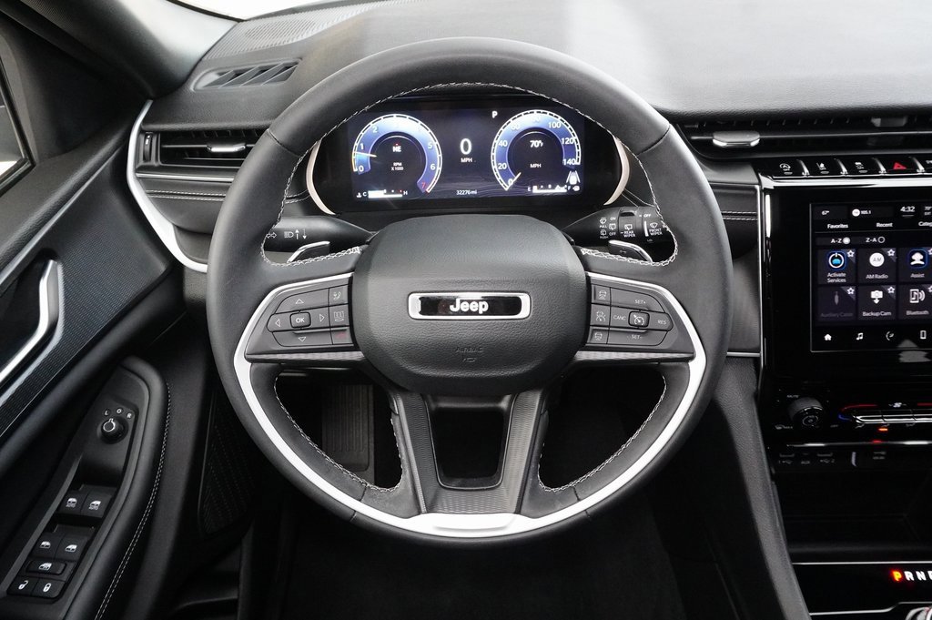 Used 2024 Jeep Grand Cherokee Laredo X w/ Trailer Tow Package image 19