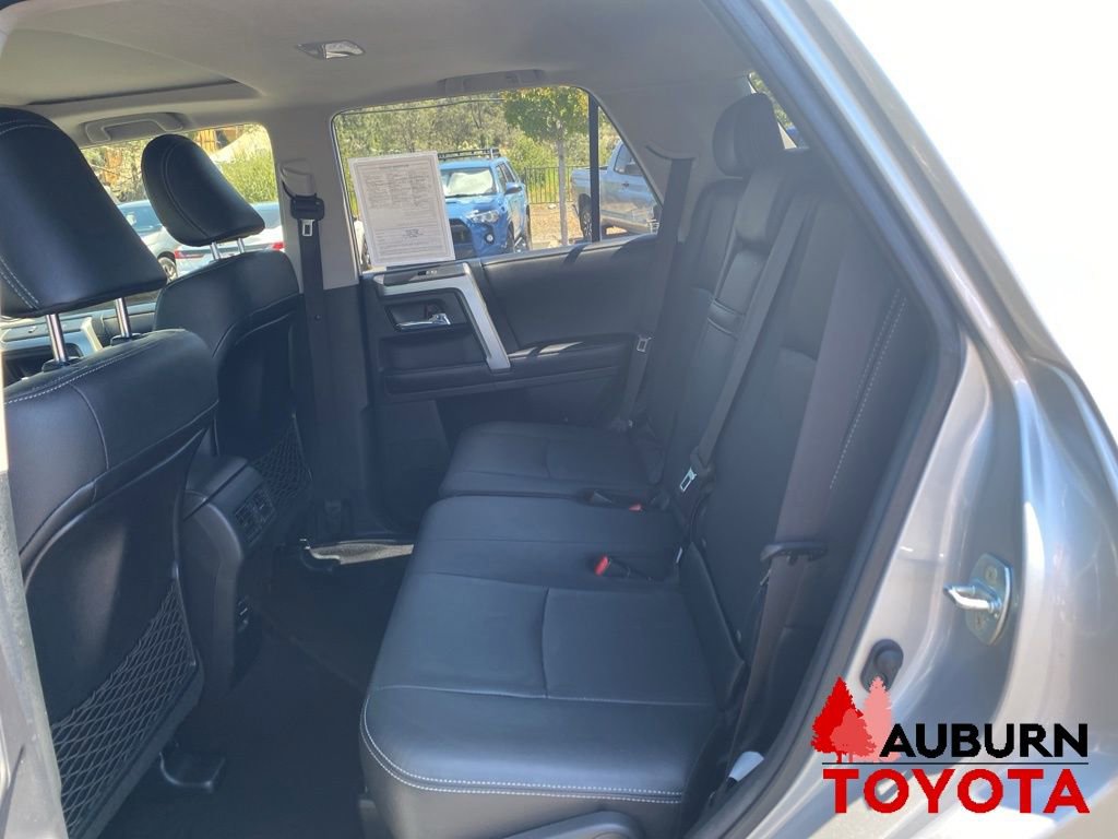 Used 2018 Toyota 4Runner Limited AWD/4WD image 28