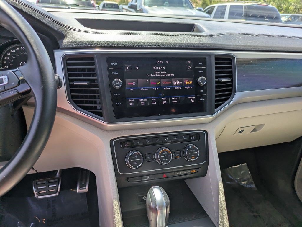 Used 2019 Volkswagen Atlas SE w/ Panoramic Sunroof Package FWD image 23
