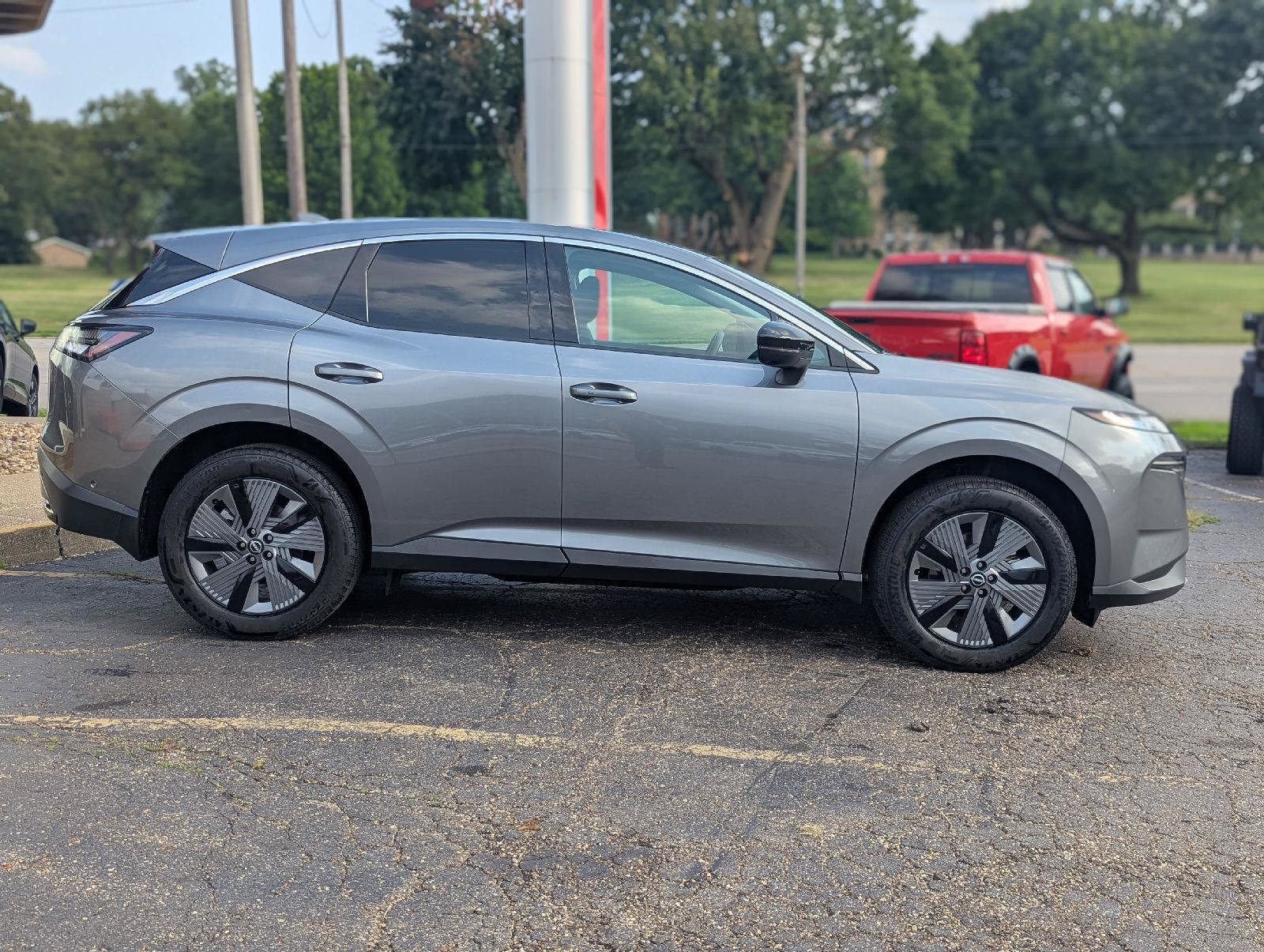Used 2025 Nissan Murano SL w/ Cargo Package AWD/4WD image 12