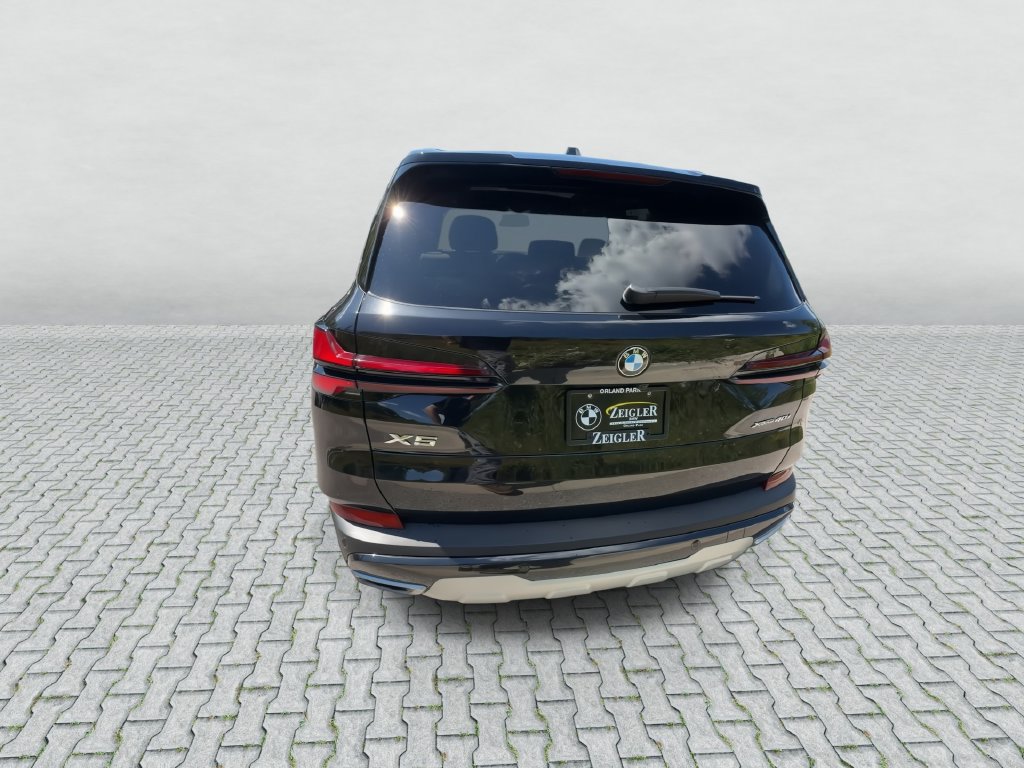 Used 2024 BMW X5 xDrive40i w/ Premium Package AWD/4WD image 7