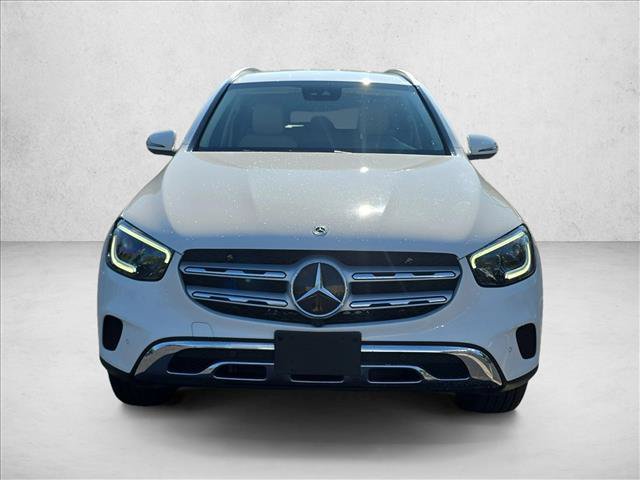 Used 2022 Mercedes-Benz GLC 300 4MATIC w/ Multimedia Package Lite image 2
