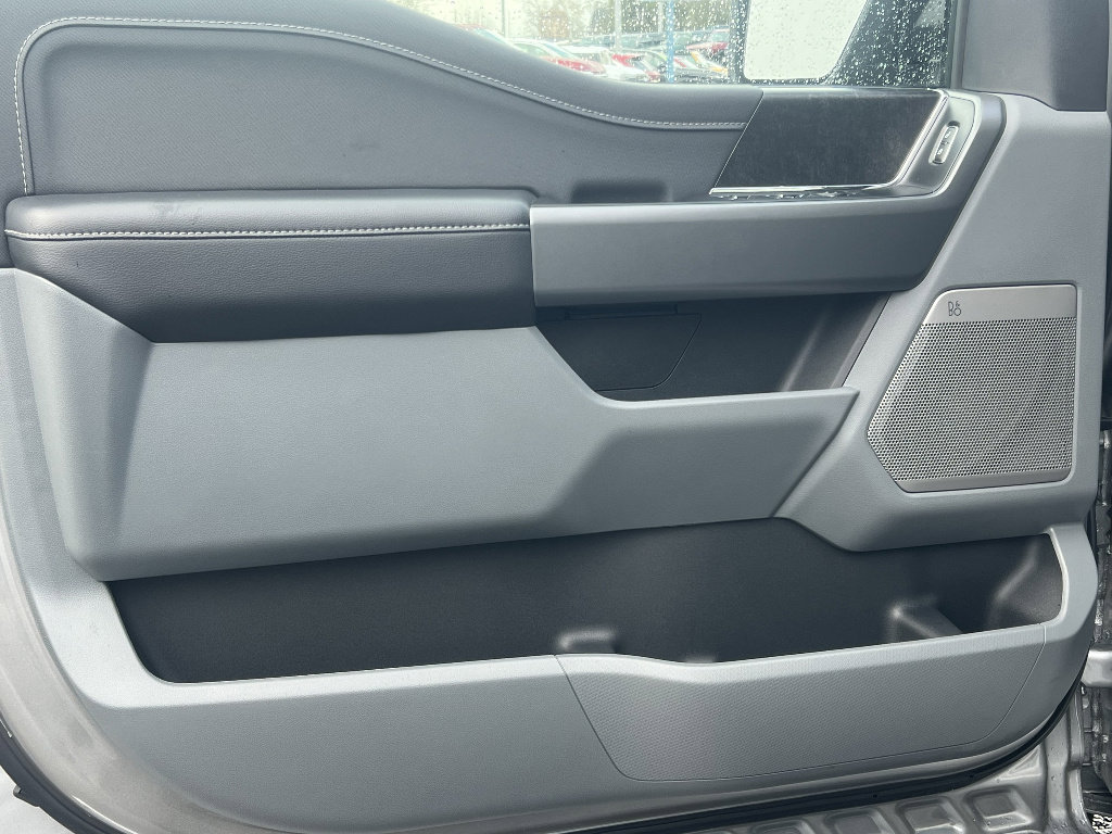 Used 2025 Ford F150 Lightning Flash image 16