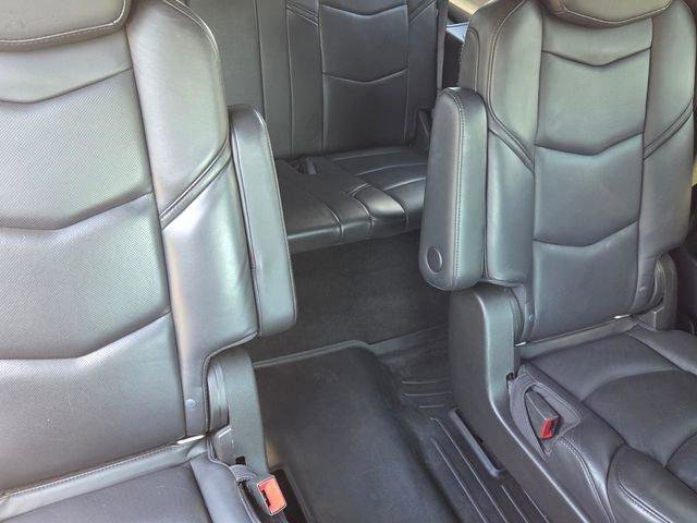 Used 2018 Cadillac Escalade ESV Platinum image 19