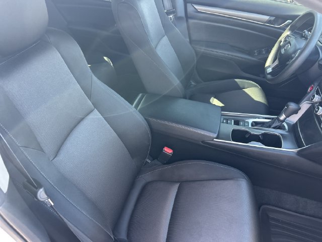 Used 2022 Honda Accord LX image 32