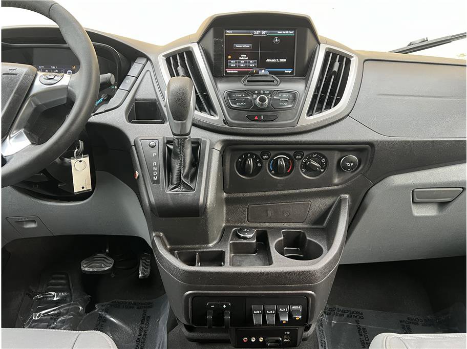 Used 2015 Ford Transit 150 XLT RWD image 28