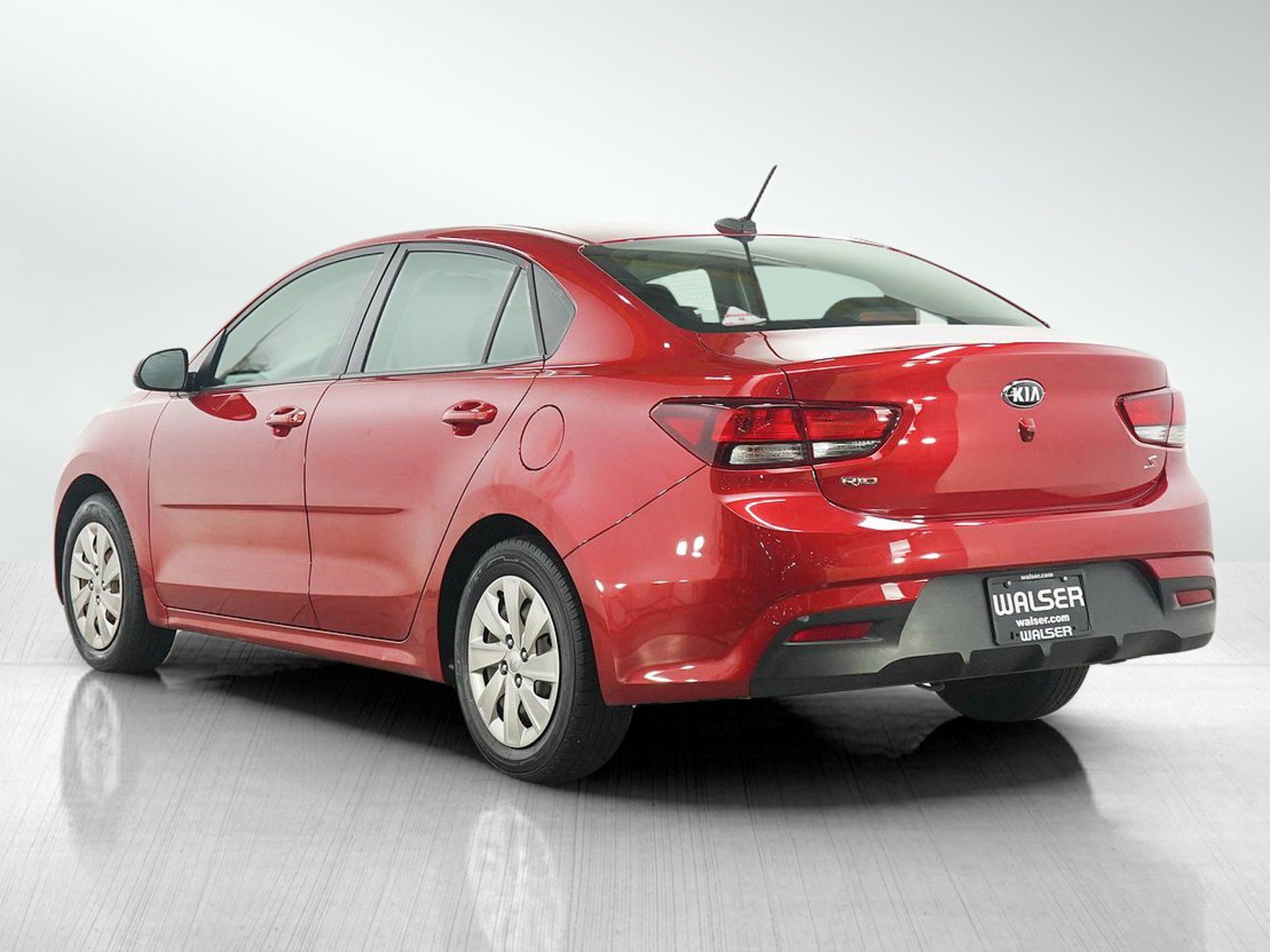 Used 2018 Kia Rio S FWD image 3