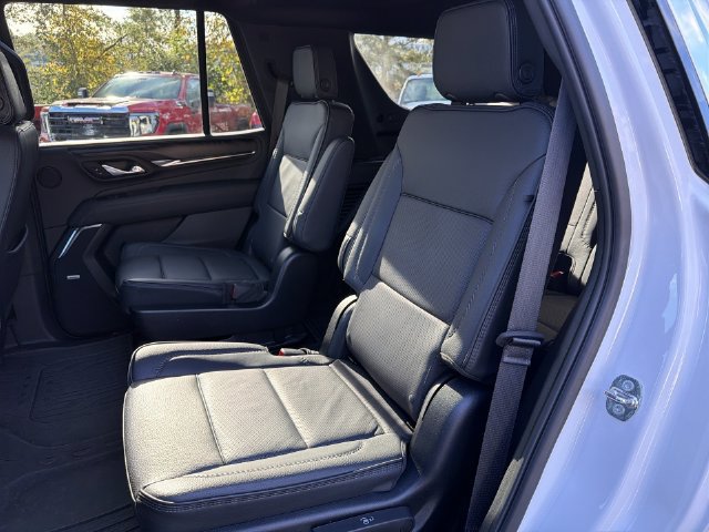 Used 2023 GMC Yukon Denali w/ LPO, Floor Liner Package AWD/4WD image 25