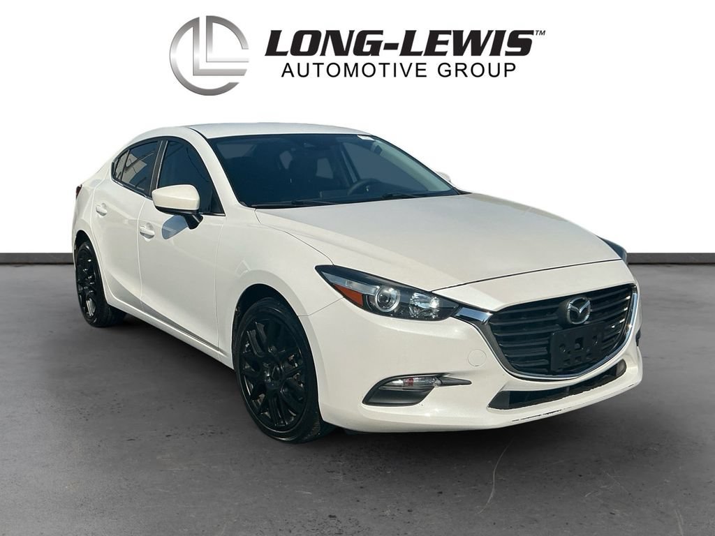 Used 2018 MAZDA MAZDA3 Touring FWD image 10