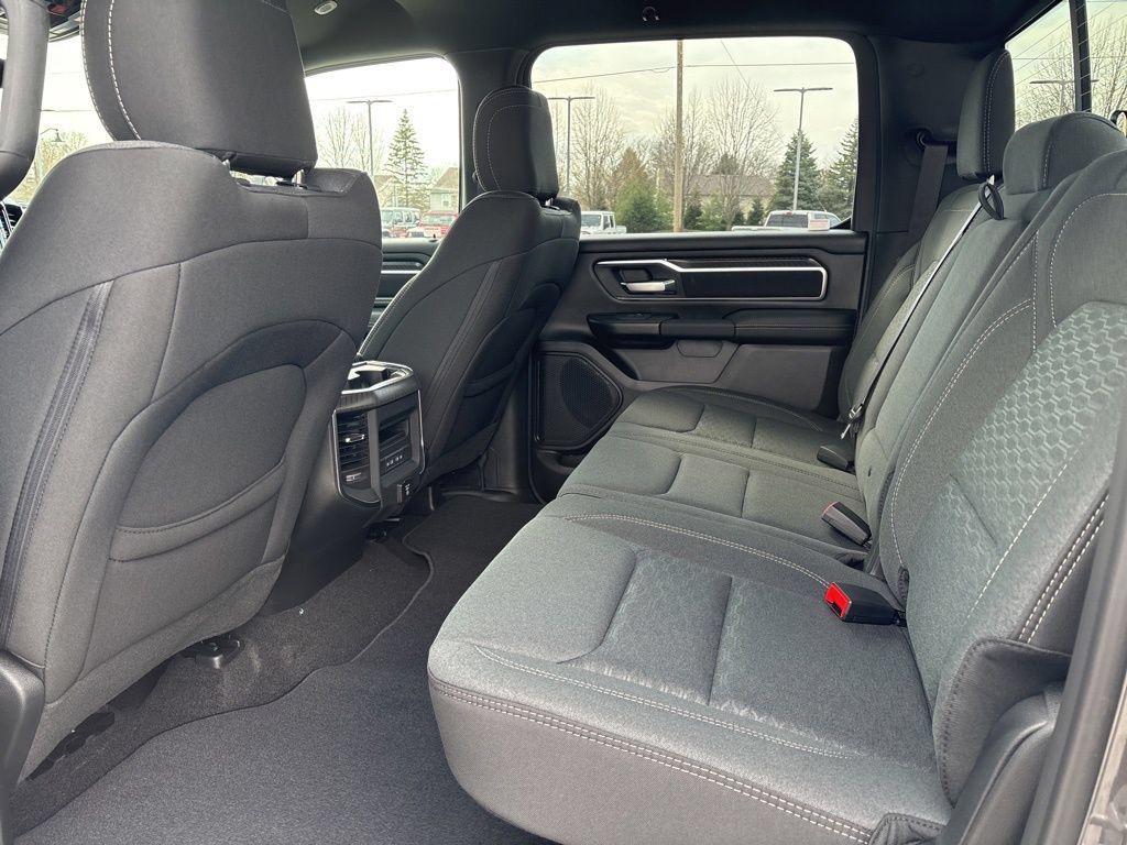 New 2026 RAM 1500 Big Horn AWD/4WD image 9