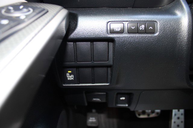 Used 2015 Lexus IS 250 w/ F-Sport Package RWD image 17