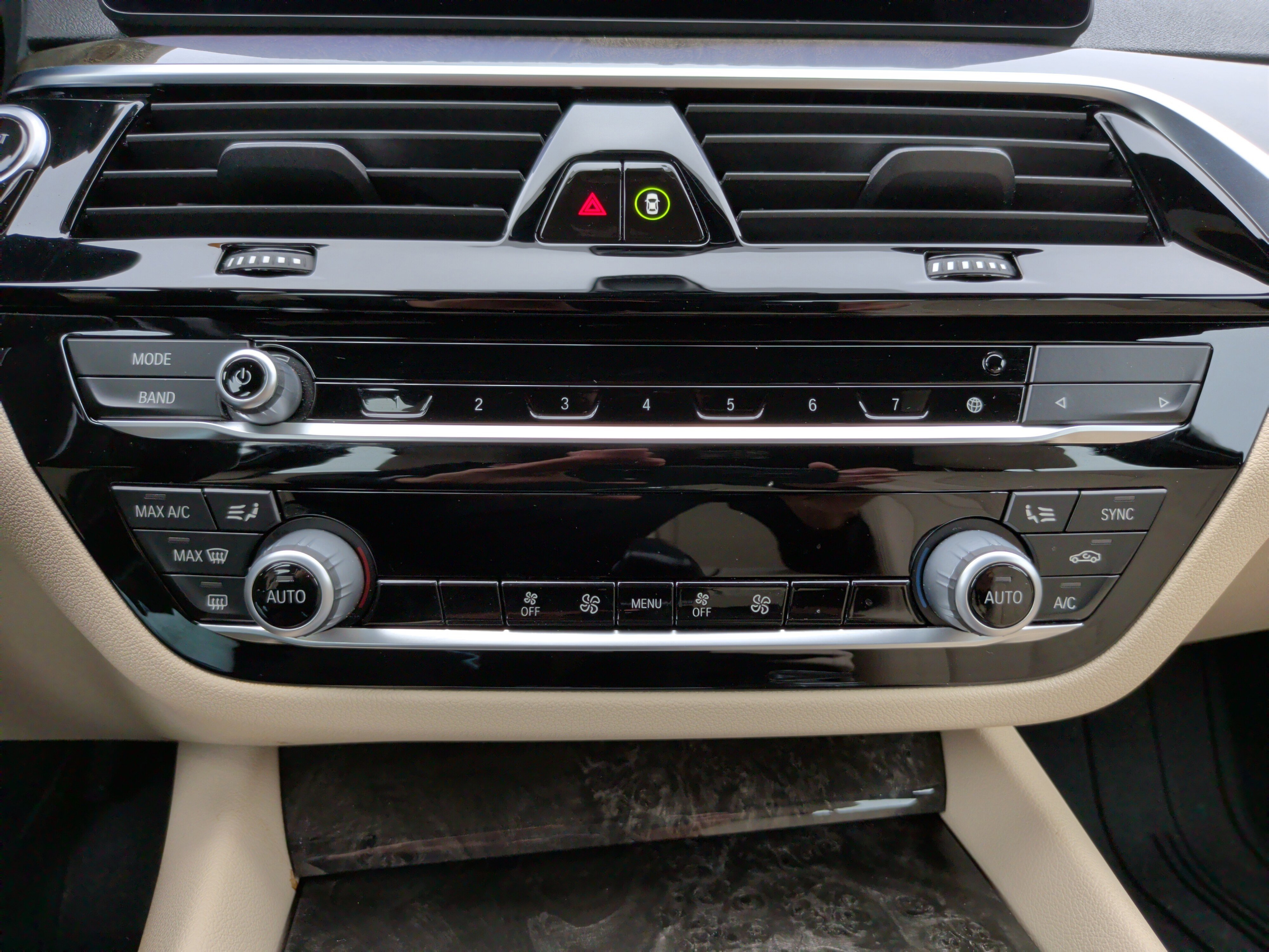 Used 2021 BMW 530i image 18