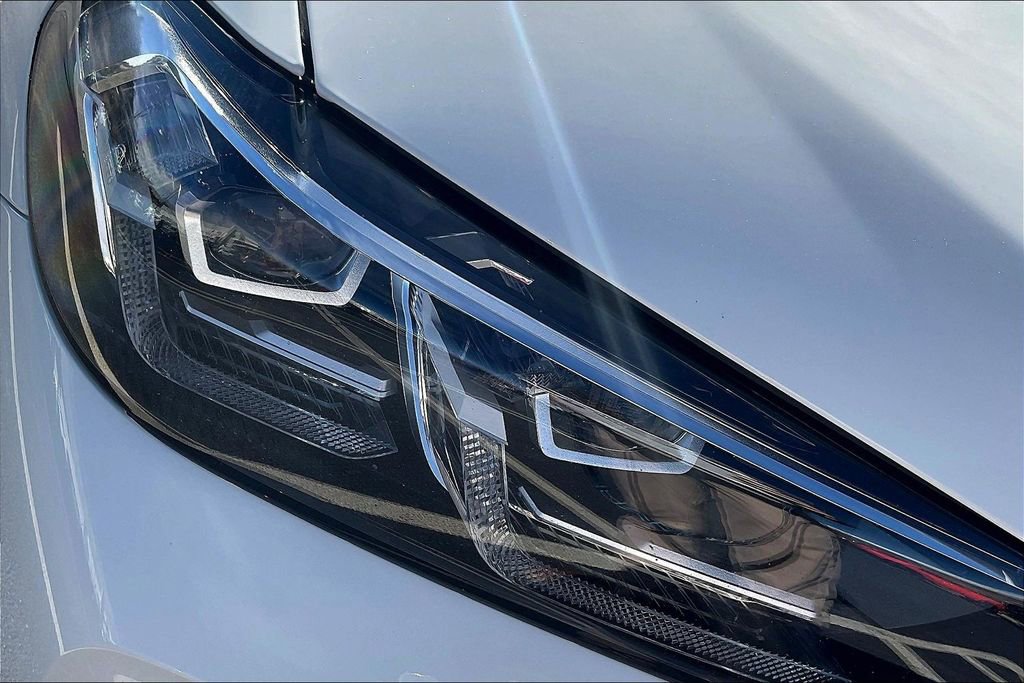 Used 2024 BMW X3 xDrive30i w/ Premium Package image 32