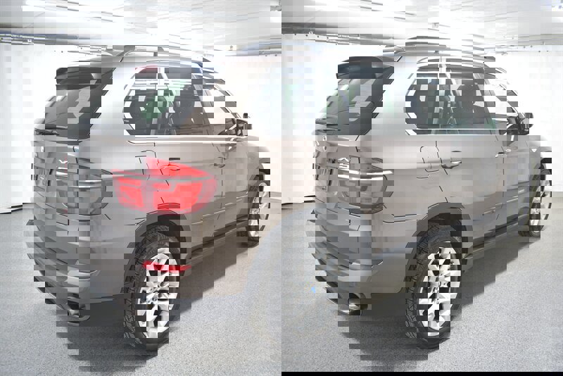 Used 2013 BMW X5 xDrive35i image 7