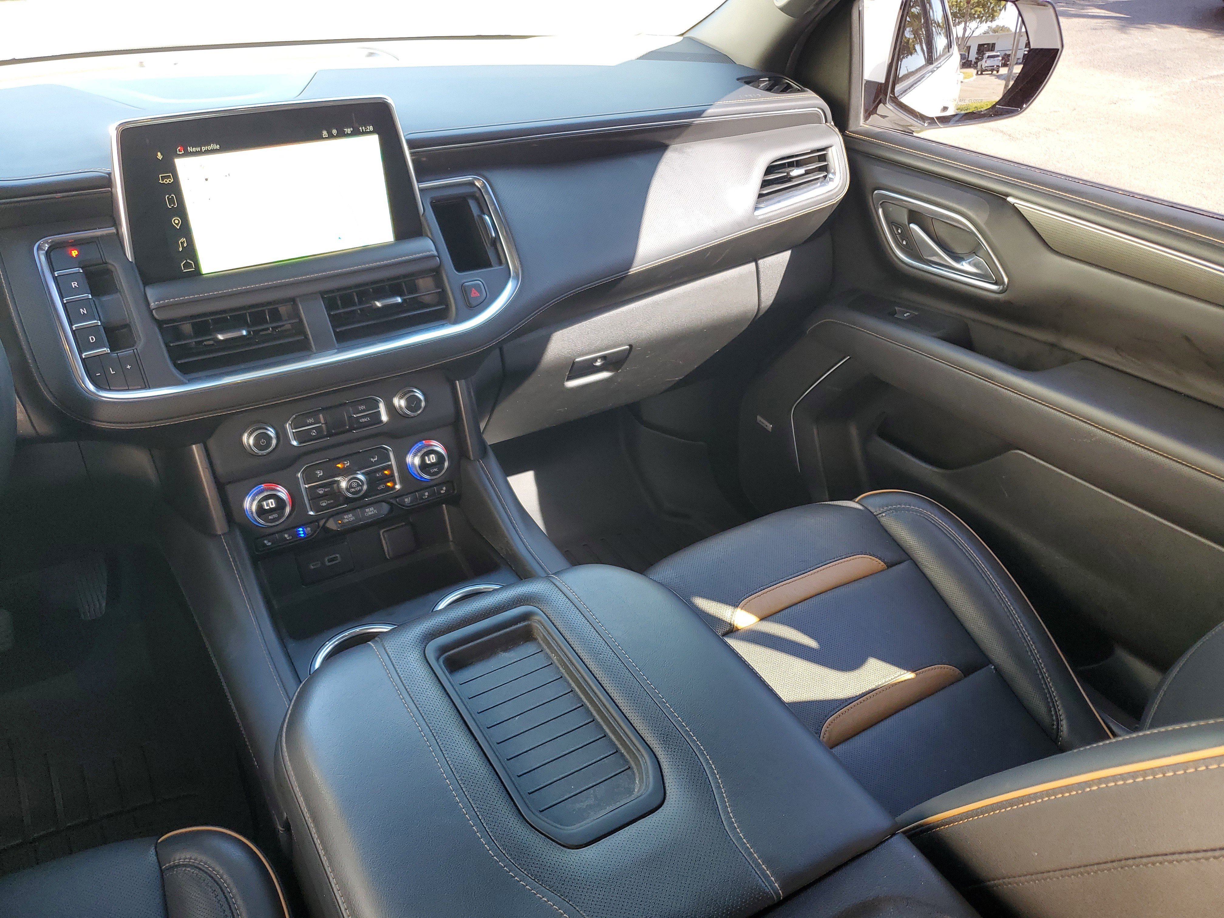 Certified 2023 GMC Yukon AT4 w/ Technology Package image 17