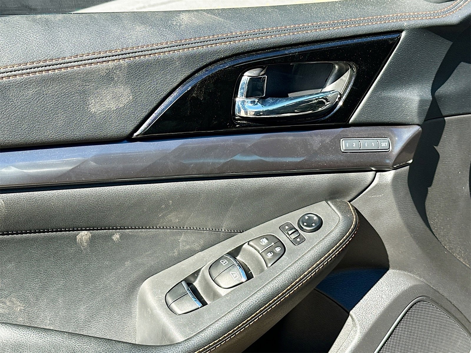 Used 2023 Nissan Maxima SR w/ Sport Mat Group image 18