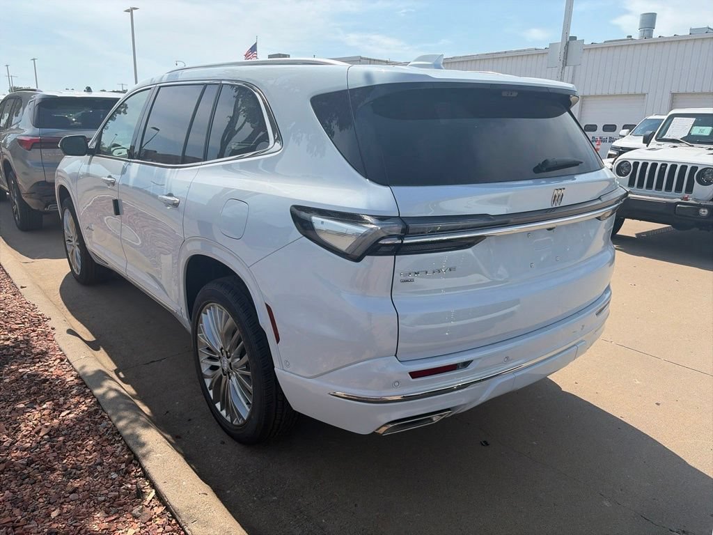 New 2027 Buick Enclave Avenir AWD/4WD image 3