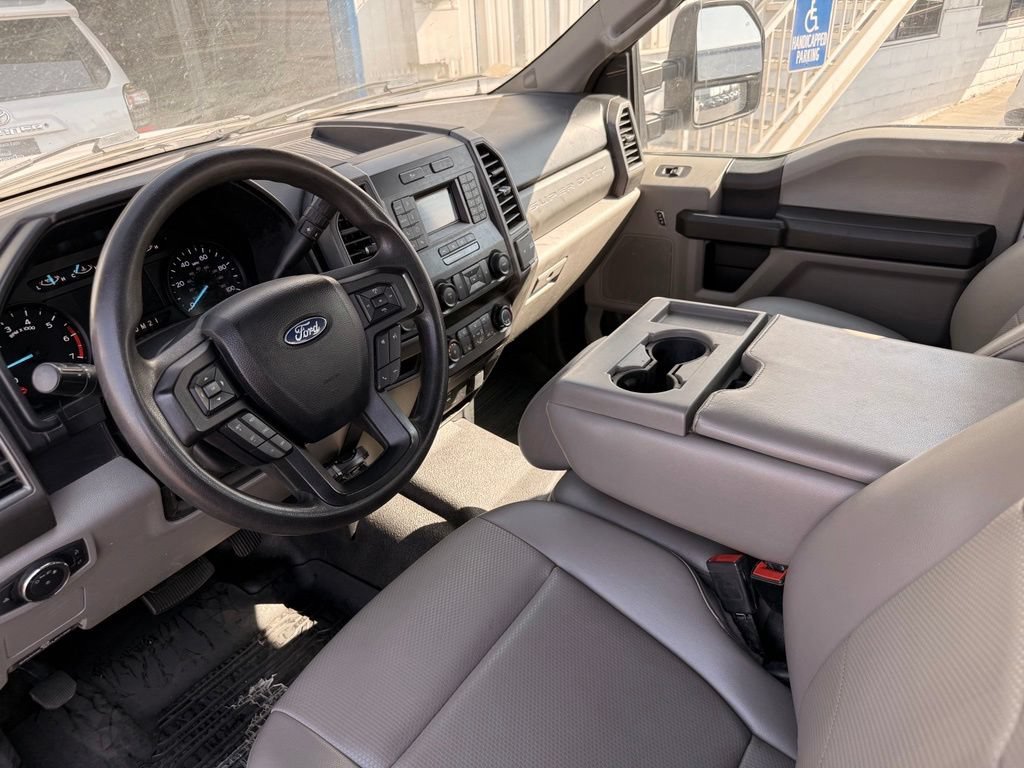 Used 2020 Ford F250 XL w/ Power Equipment Group AWD/4WD image 2