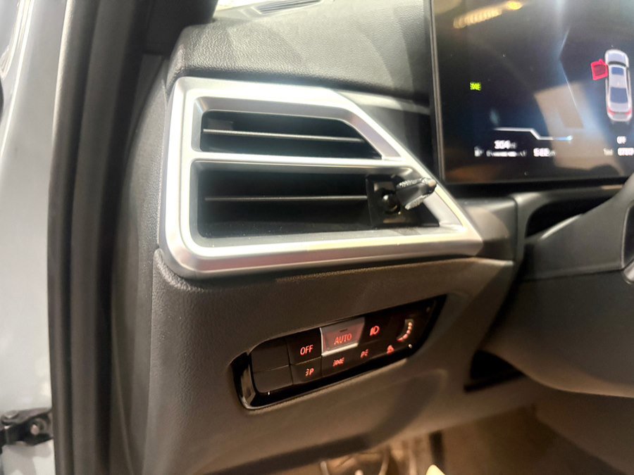 Used 2026 BMW M340i image 11