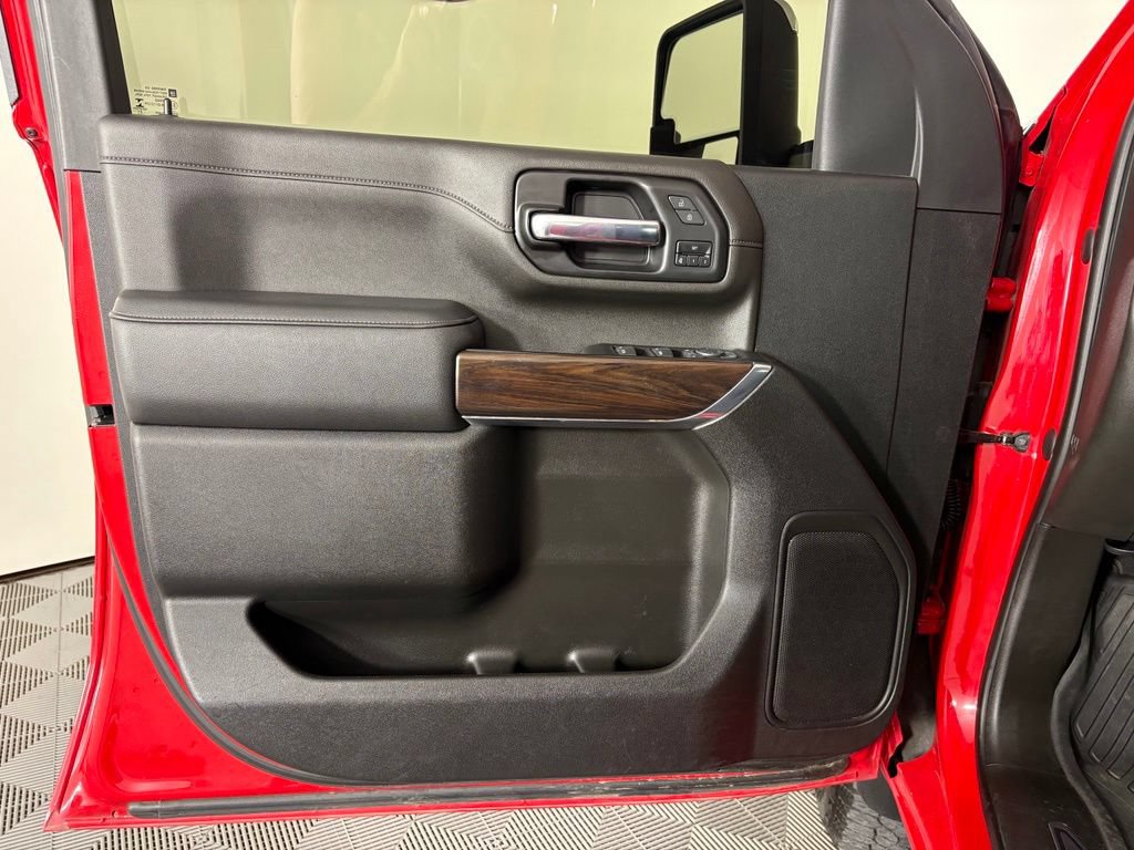 Used 2022 GMC Sierra 2500 SLT AWD/4WD image 18