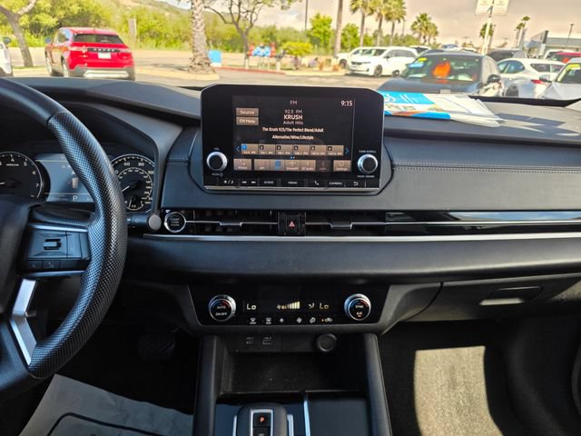 Used 2022 Mitsubishi Outlander ES FWD image 23