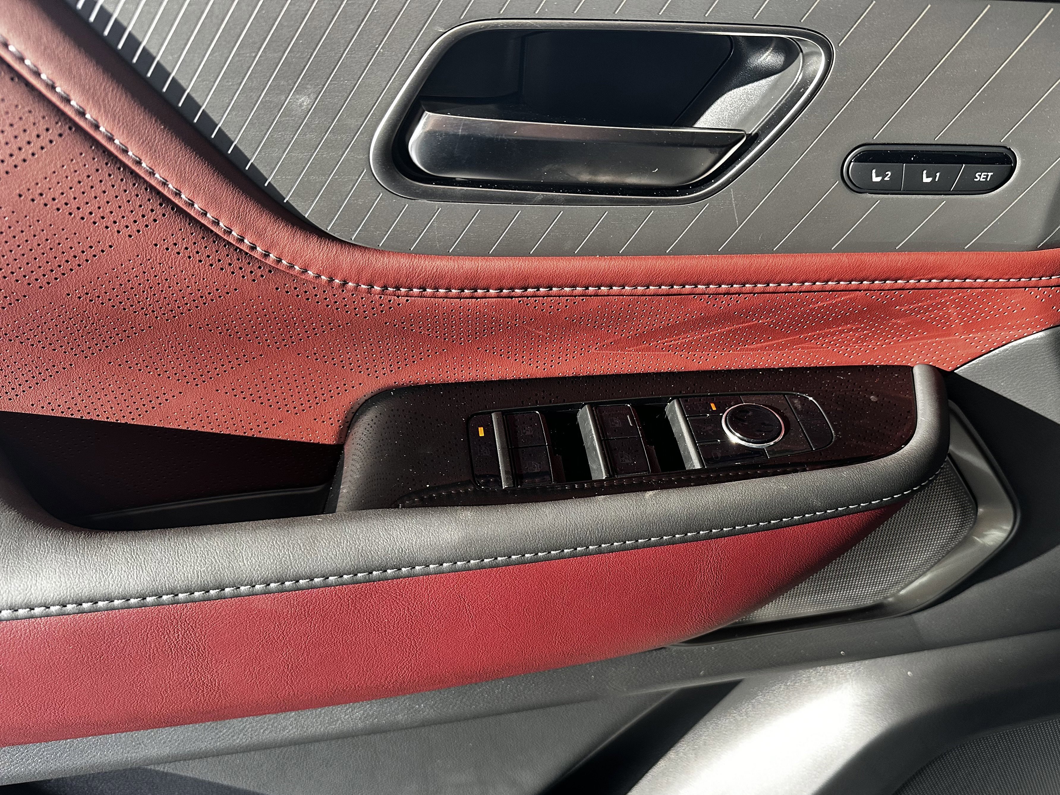 New 2026 INFINITI QX80 Autograph w/ Premium Cargo Package image 14