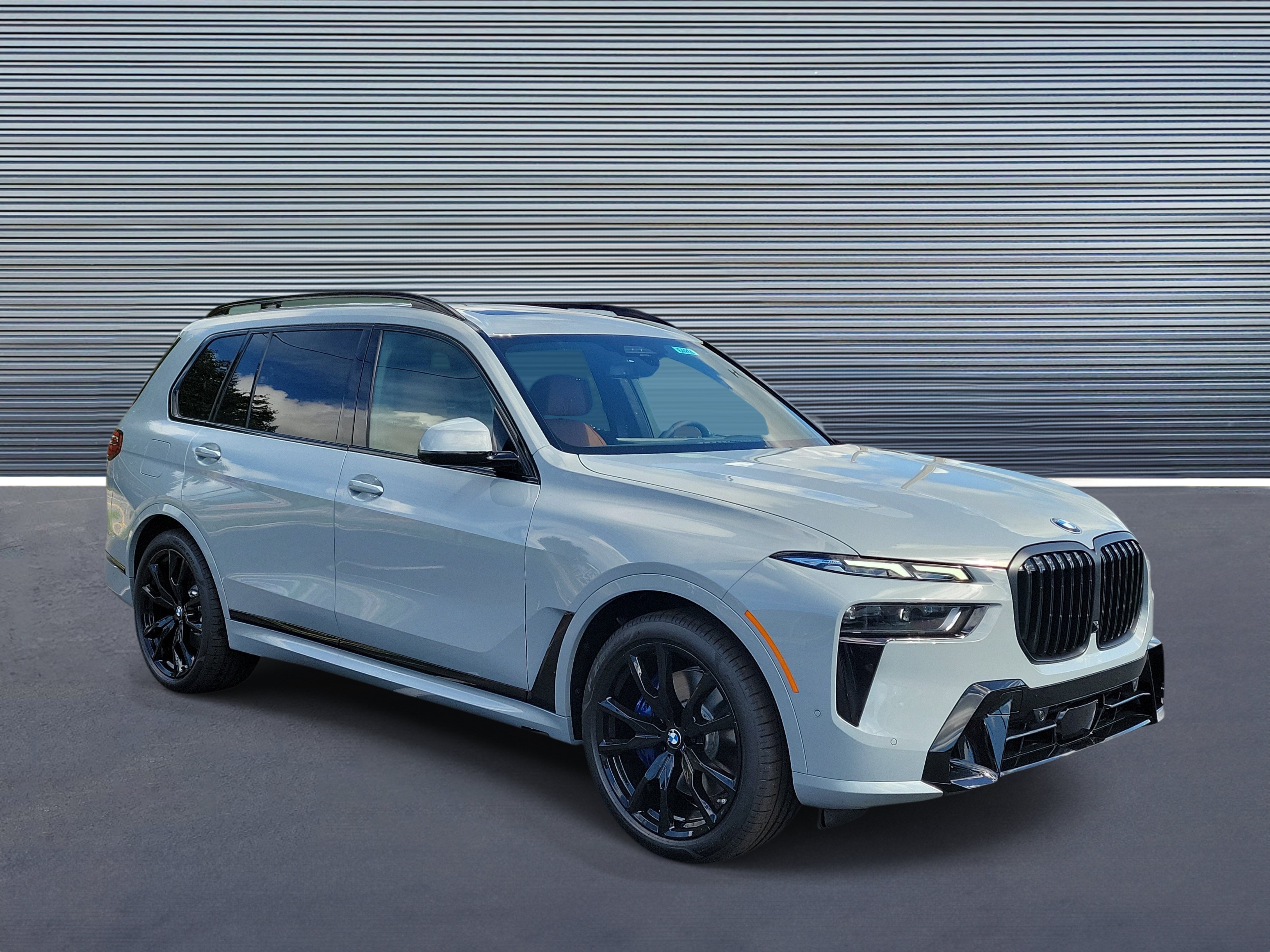 New 2027 BMW X7 xDrive40i w/ Executive Package AWD/4WD image 2