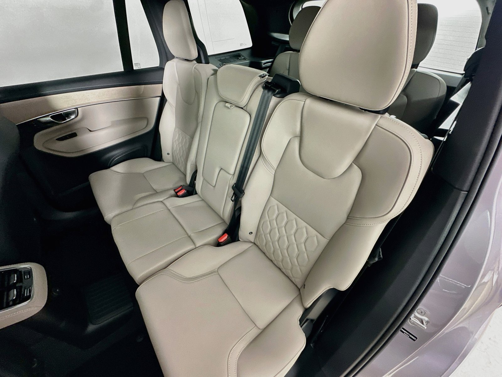 New 2026 Volvo XC90 T8 Plus w/ Protection Package AWD/4WD image 35