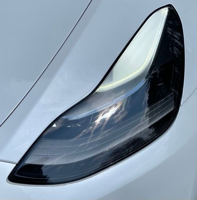 Used 2021 Tesla Model Y Performance image 12