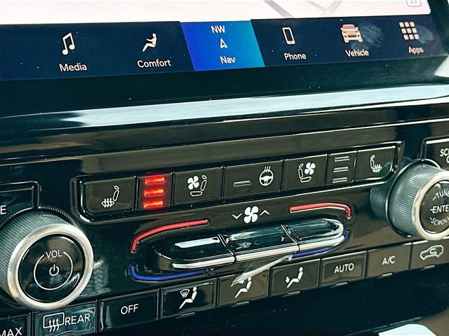 Used 2024 Jeep Grand Cherokee Summit image 27