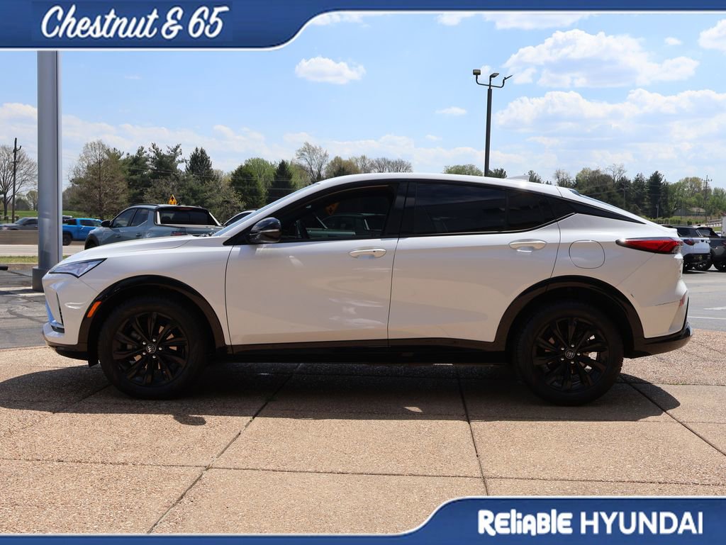 Used 2024 Buick Envista Sport Touring w/ Convenience I Package image 3