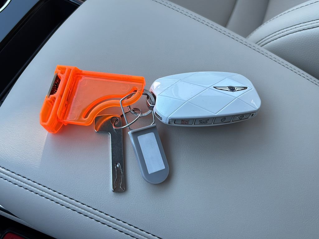 Used 2026 Genesis GV70 2.5T image 41