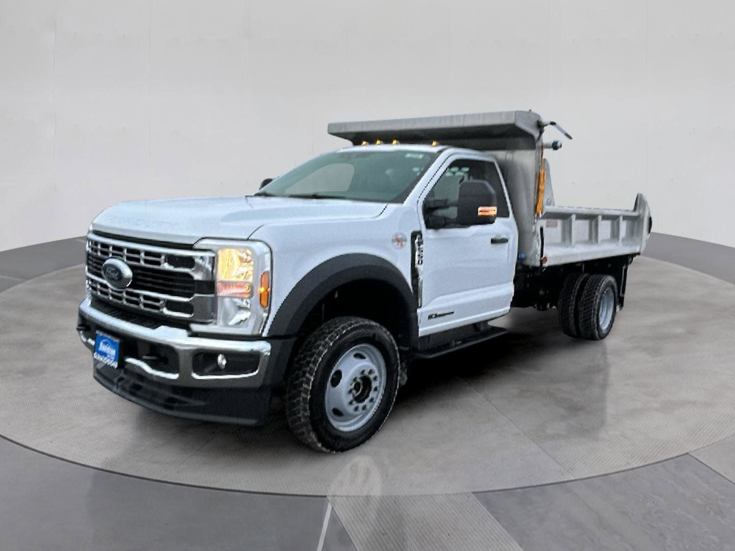 New 2026 Ford F550 4x4 Regular Cab Super Duty image 1