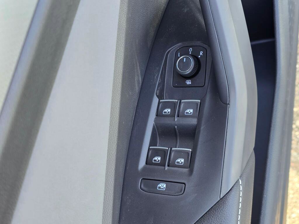 New 2026 Volkswagen Jetta SE image 21