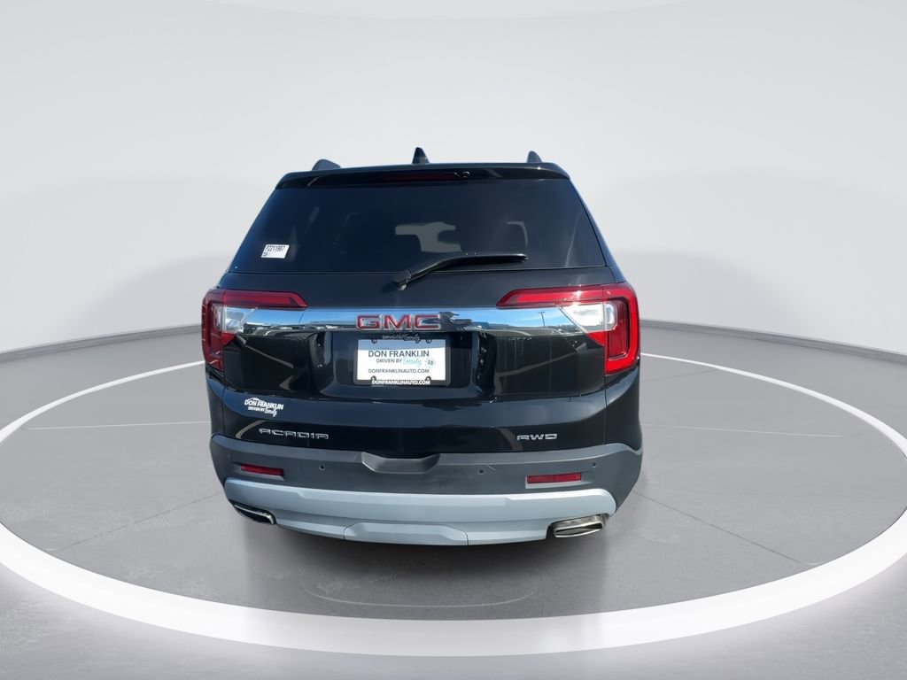 Used 2023 GMC Acadia SLE w/ Driver Convenience Package image 9