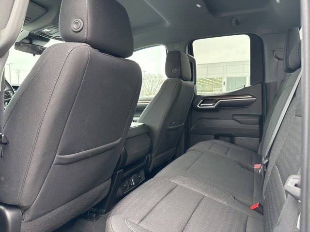 Used 2023 Chevrolet Silverado 1500 LT image 32