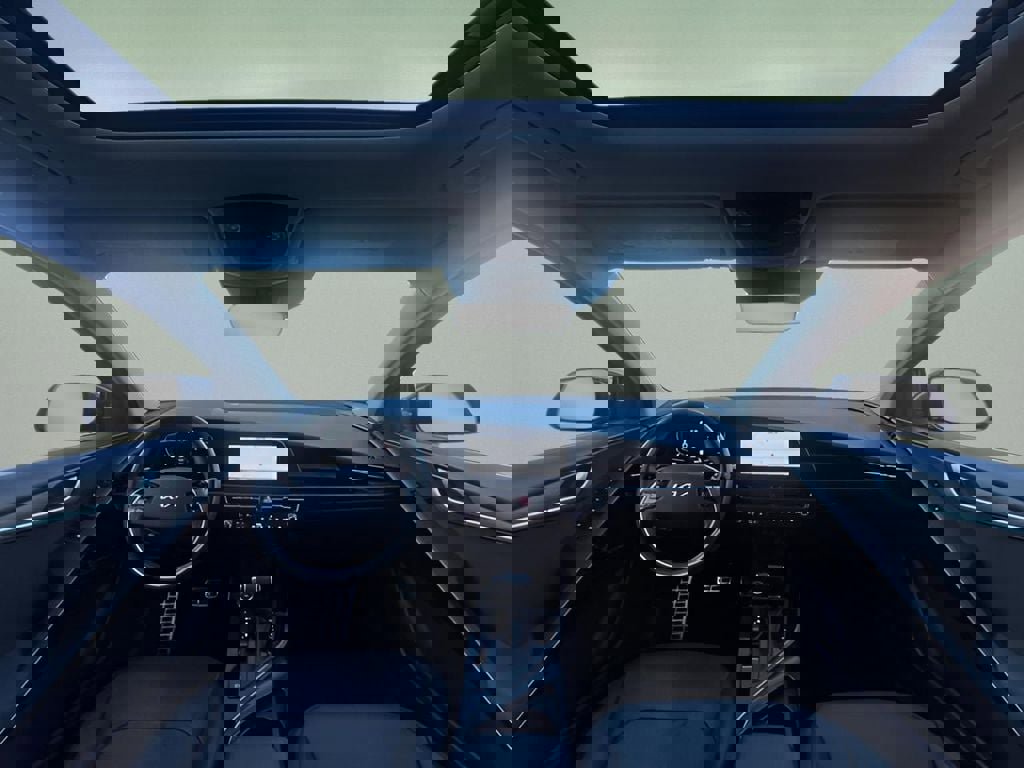 Used 2023 Kia Niro EX Touring image 19