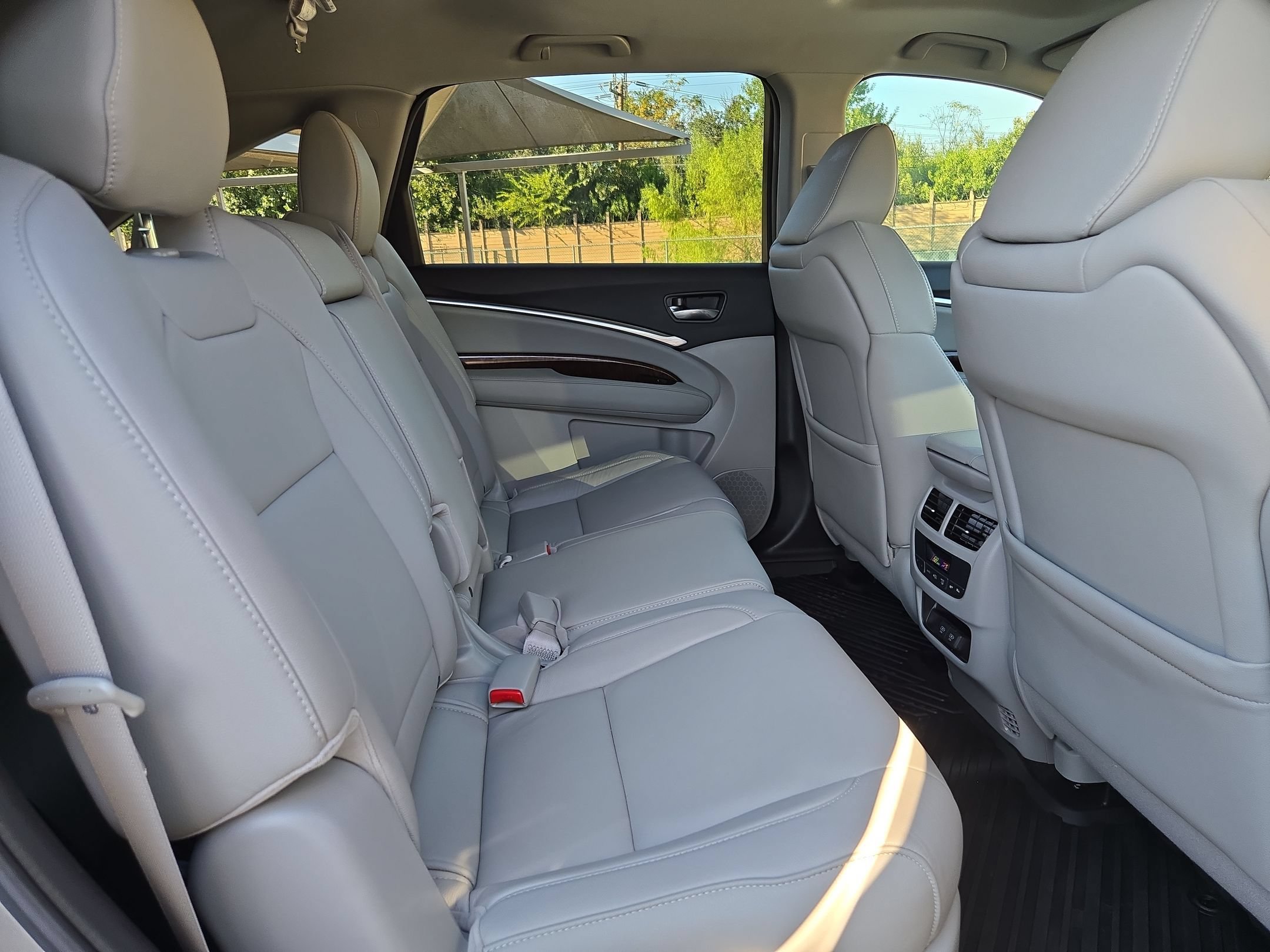 Used 2019 Acura MDX FWD image 25