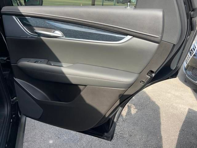 New 2026 Cadillac XT5 Premium Luxury w/ LPO, Floor Liner Package image 23