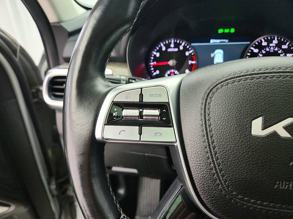 Used 2022 Kia Telluride SX image 24